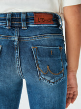 Afbeelding in Gallery-weergave laden, Jeans Julita
