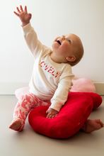 Cargar imagen en el visor de la galería, Sweater Lovely
