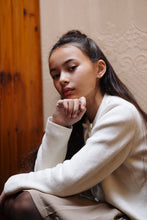 Lade das Bild in den Galerie-Viewer, Sweater Terina
