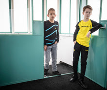Lade das Bild in den Galerie-Viewer, Longsleeve Chivan
