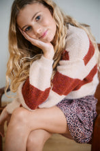 Lade das Bild in den Galerie-Viewer, Sweater Kate
